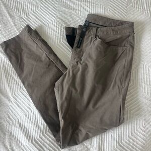 Lululemon | Men’s Dark Grey/Sandy Jeans